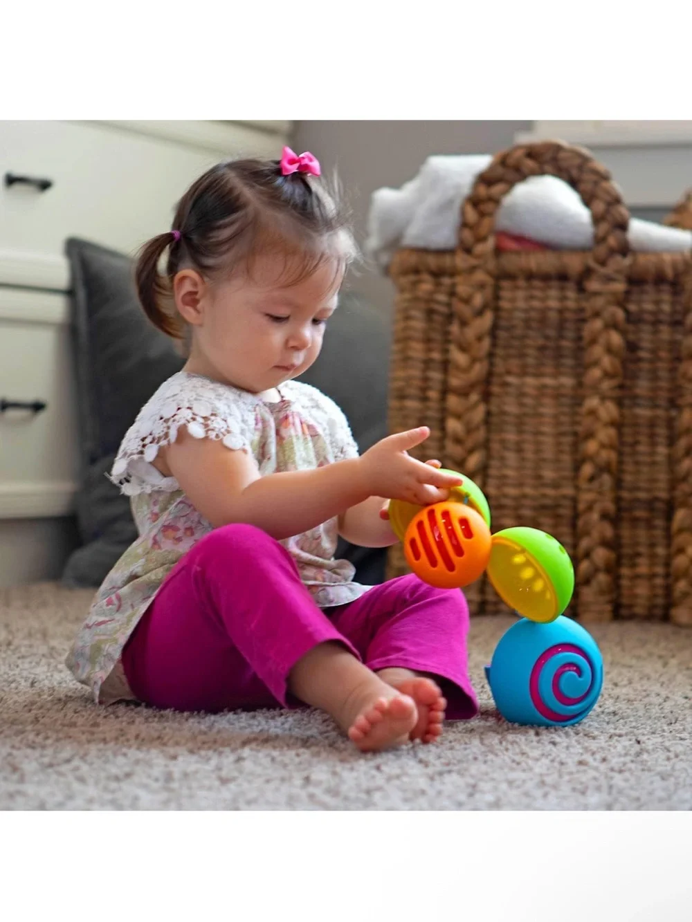 Fat Brain Toy Co. OombeeCube Shape Sorter and OombeeBall 2 Pc. Set NEW